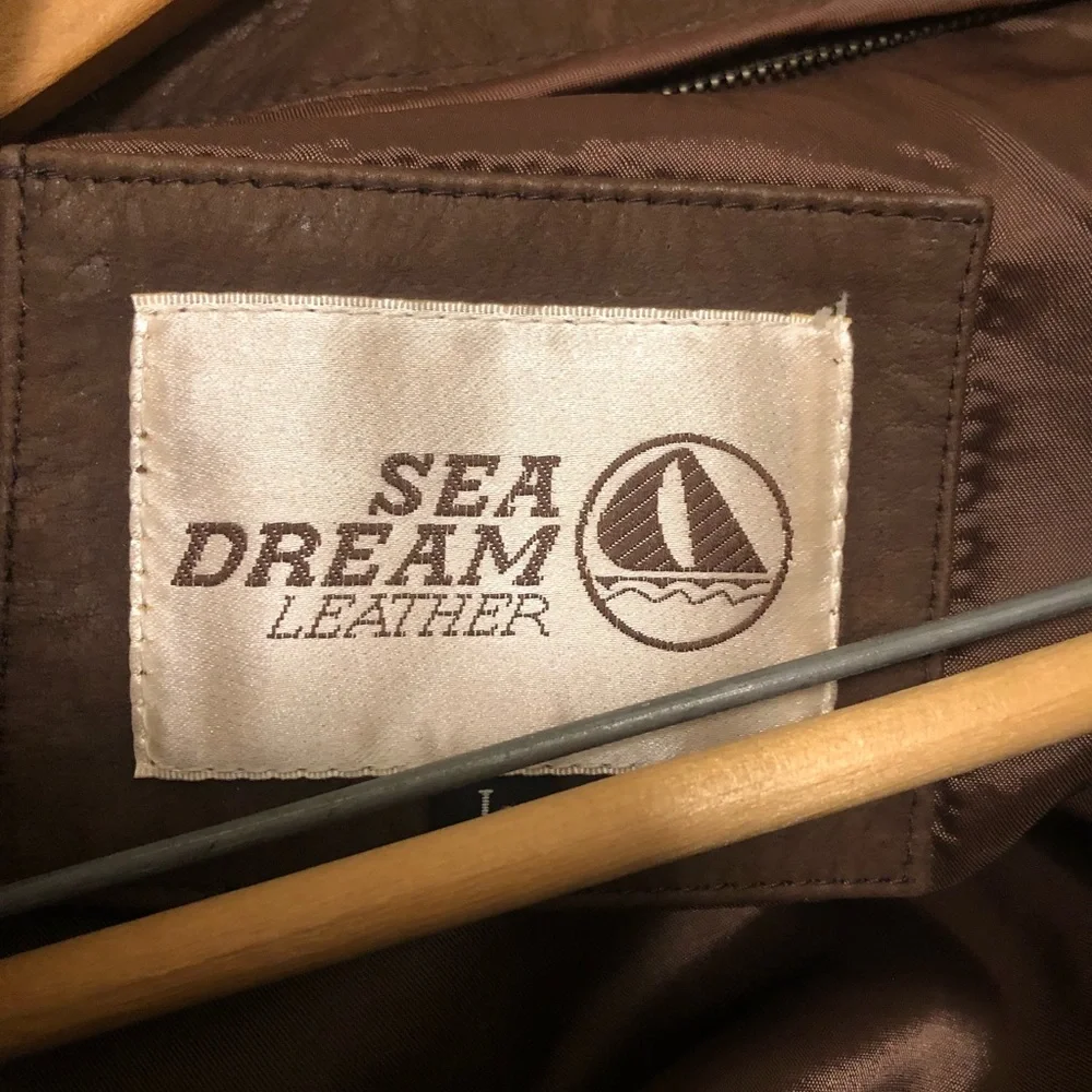 Men’s Sea Dream Brushed Leather Coat Size L Brown in Color Gently Used - Picture 3 of 9